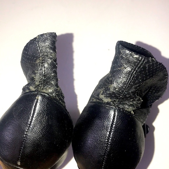 LE CHÂTEAU Faux Leather Booties Shootie - Picture 10 of 10